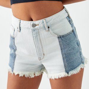 Pacsun High Rise Two Toned Festival Short (Size 24)
